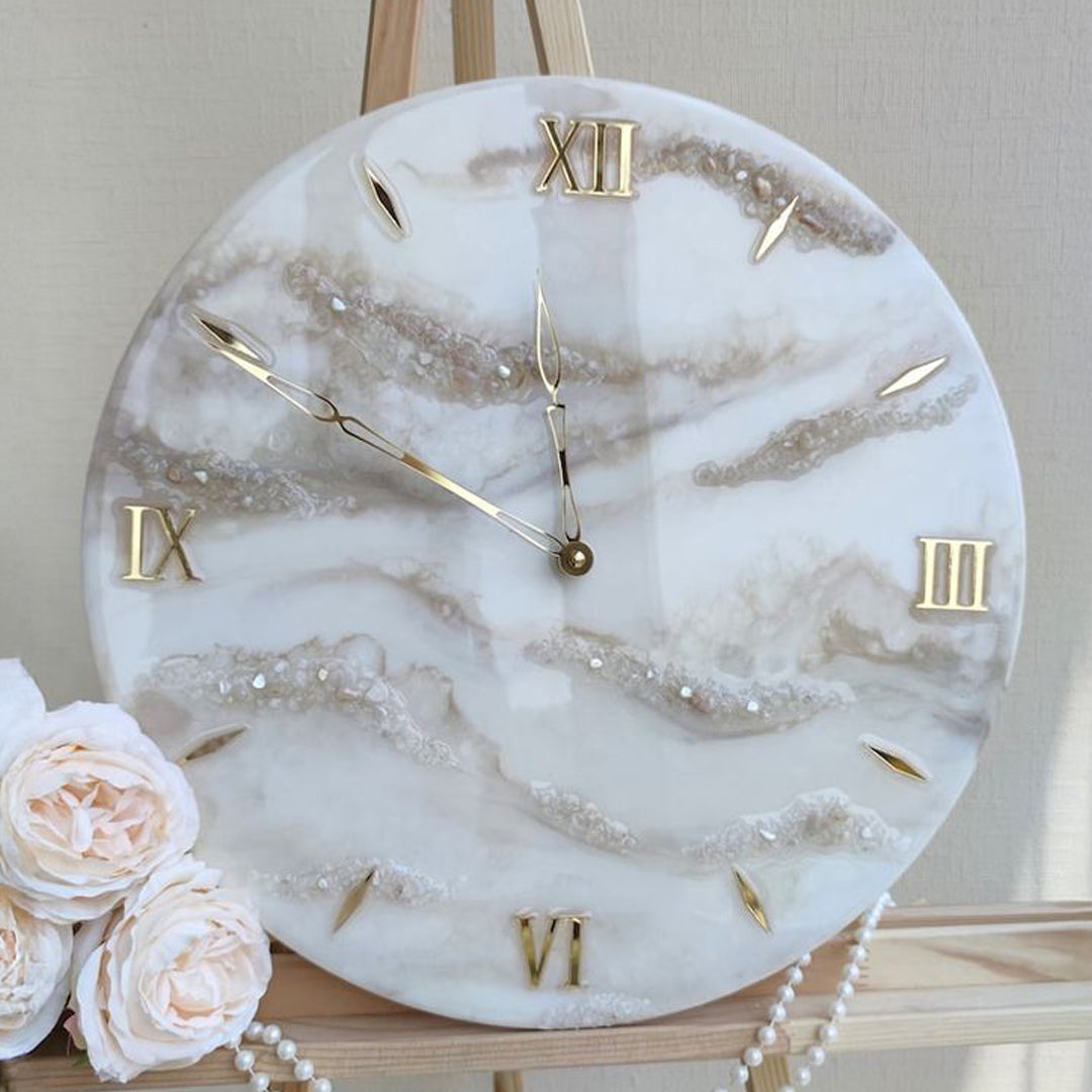 Light Mist Resin Clock – A Fall-Inspired Masterpiece