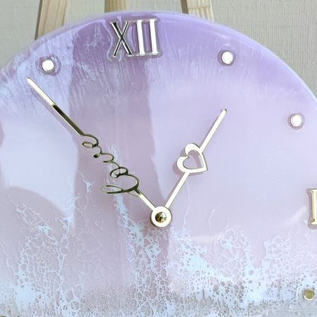 Glamorous Resin Art Clock – A Touch of Elegance for Your Home