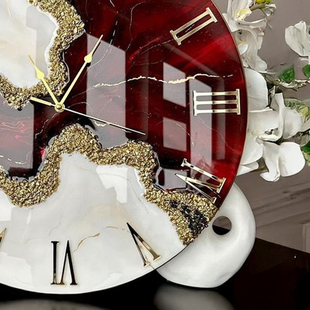 Crystal Luxe Resin Clock – An Artistic Fusion of Gem & Time