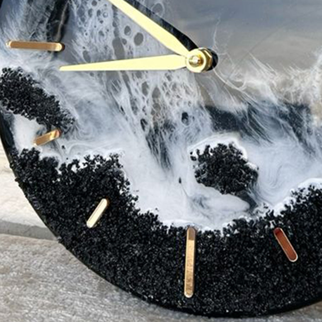 Midnight Waves – Handcrafted Black Ocean Resin Art Clock