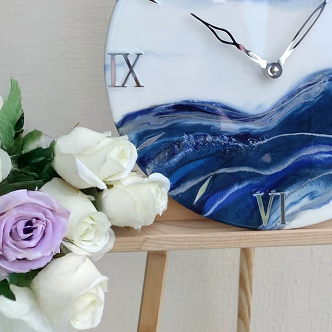 Elegant Resin Art Clock – A Stunning Timepiece for Any Space