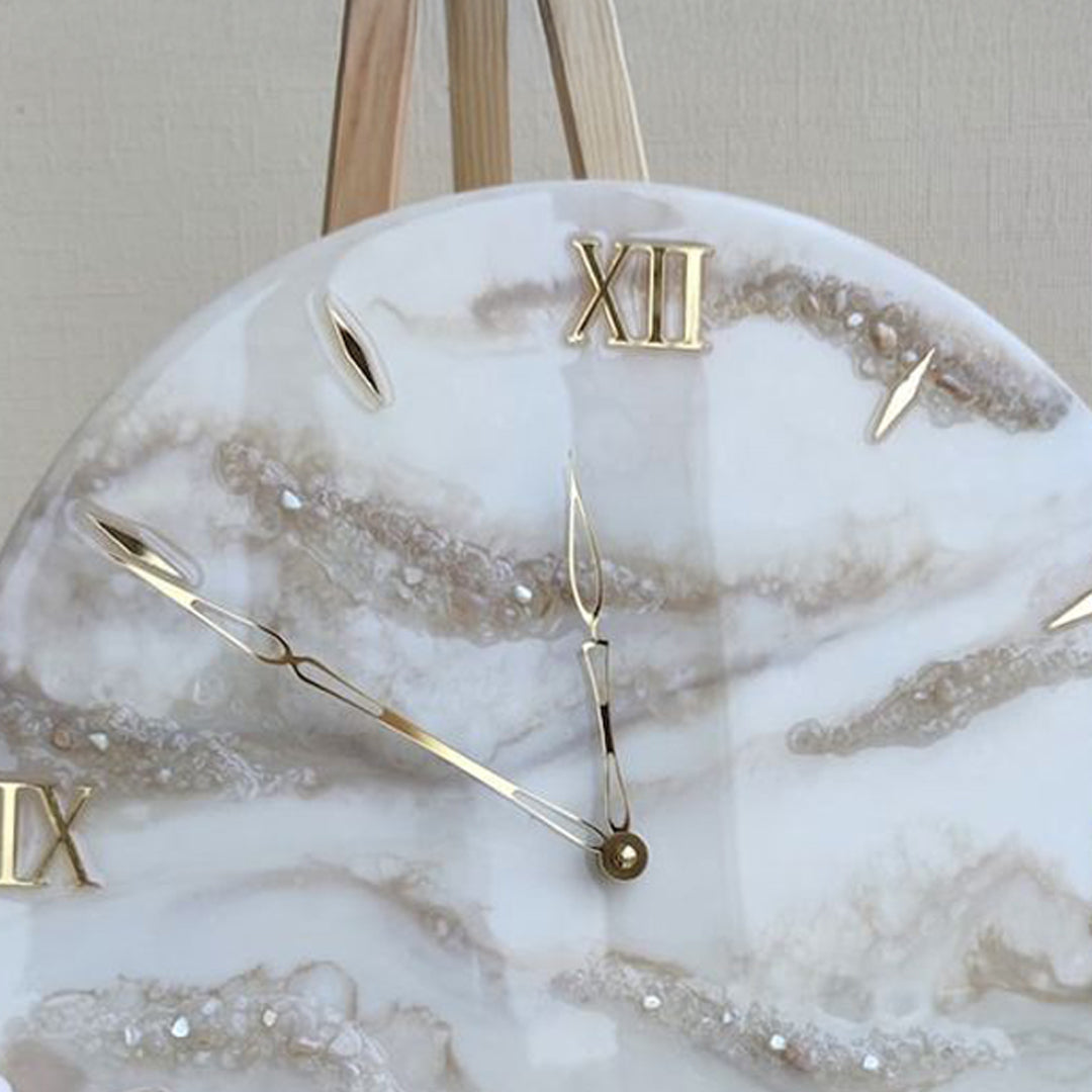 Light Mist Resin Clock – A Fall-Inspired Masterpiece