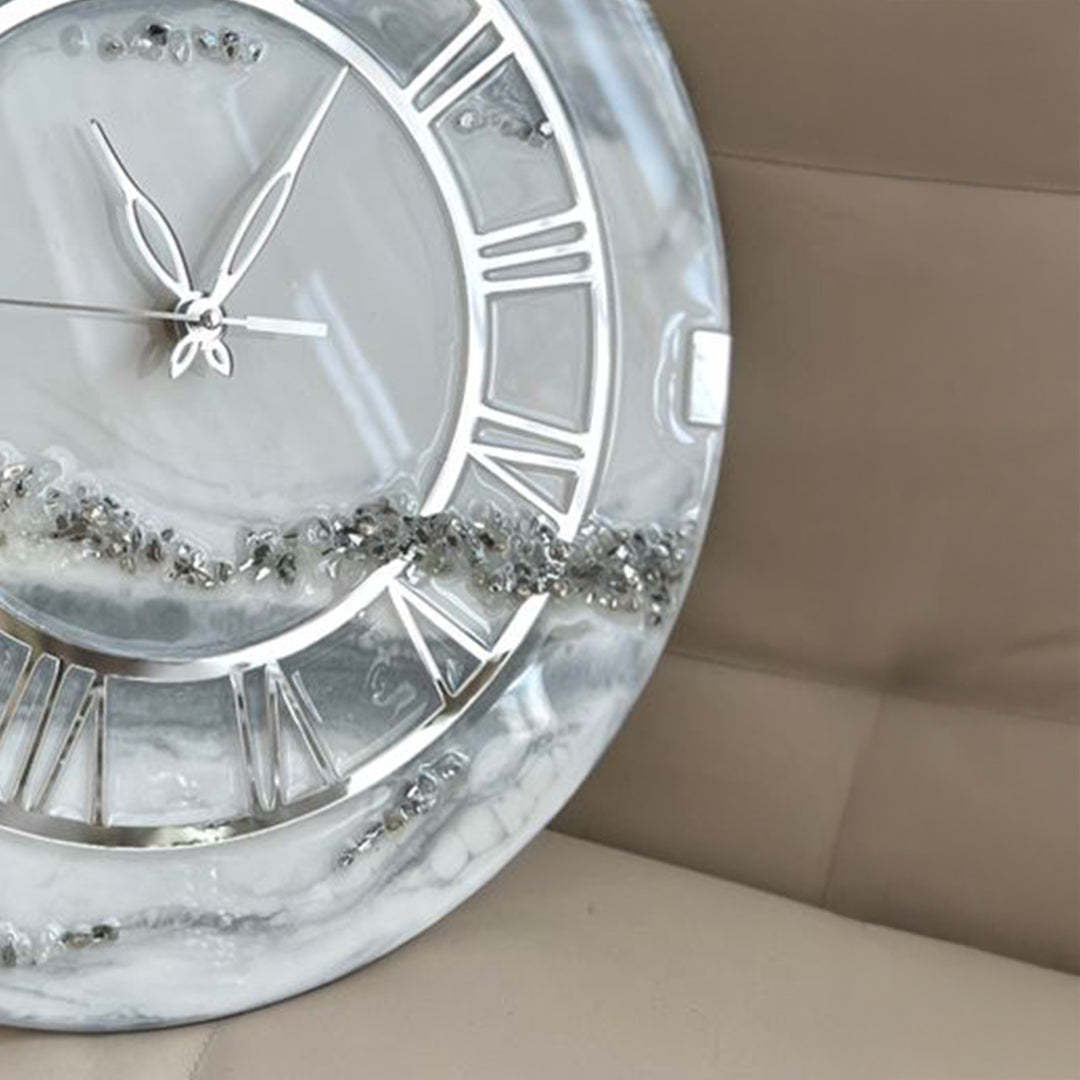 Artistic Resin Wall Clock – A Bold & Beautiful Design