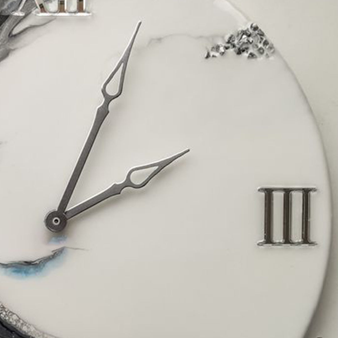 Crystal Mirage Resin Clock – Where Art Meets Perfection