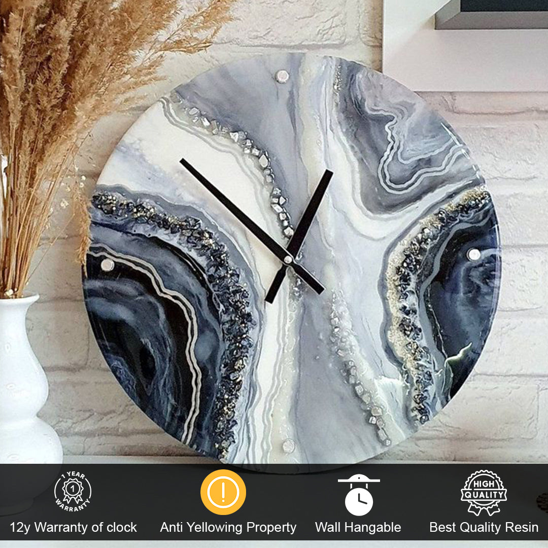 Unique Handmade Resin Clock – A Touch of Elegance