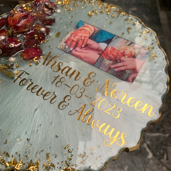 Couple Resin Art Plate